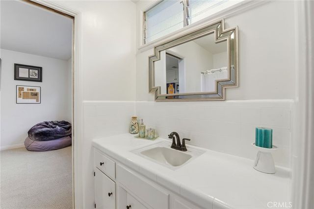 15936 Valley Wood Road, Sherman Oaks, CA 91403