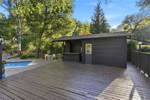 15936 Valley Wood Road, Sherman Oaks, CA 91403