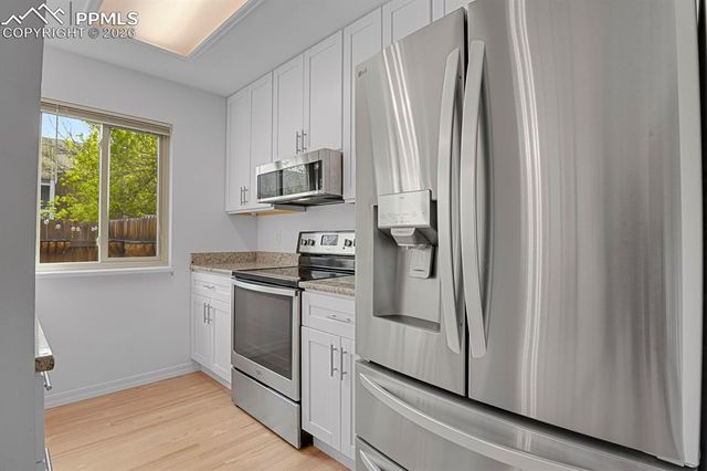 906 London Green Way, Colorado Springs, CO 80906