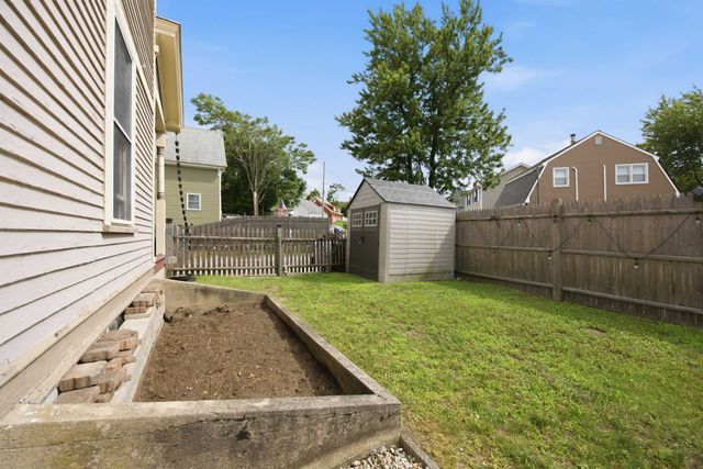 25 Dearborn Street, Manchester, NH 03103