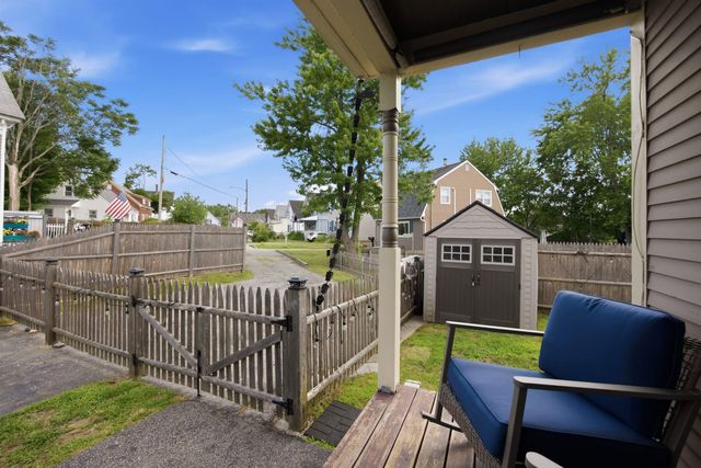 25 Dearborn Street, Manchester, NH 03103