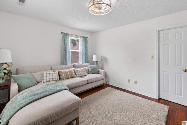 455 Ruth Avenue, Benton, KY 42025