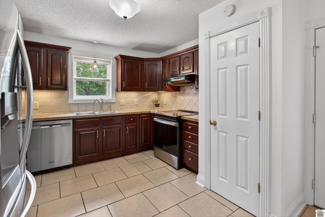455 Ruth Avenue, Benton, KY 42025