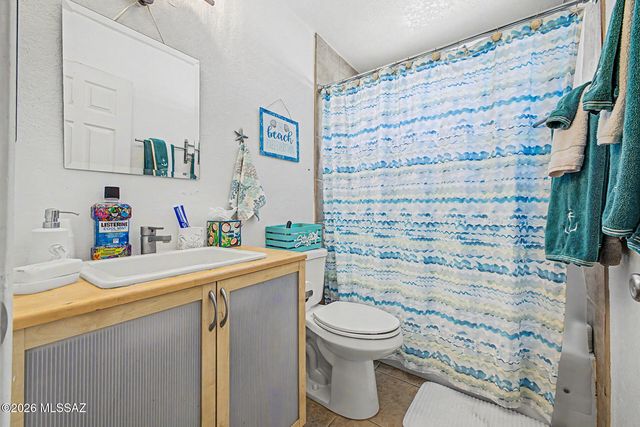 1567 E Prince Road, Tucson, AZ 85719