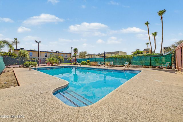 1567 E Prince Road, Tucson, AZ 85719
