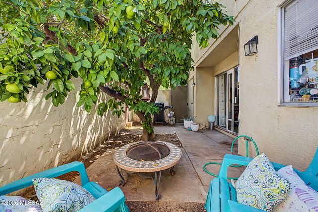 1567 E Prince Road, Tucson, AZ 85719
