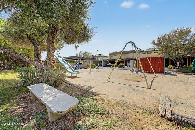 1567 E Prince Road, Tucson, AZ 85719