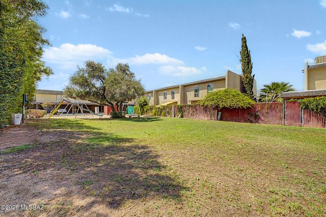 1567 E Prince Road, Tucson, AZ 85719