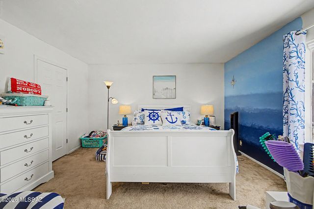 1567 E Prince Road, Tucson, AZ 85719