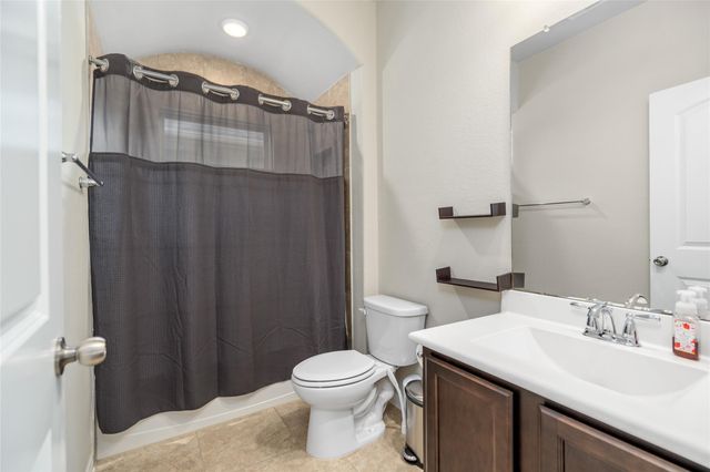 15323 Westland Gate Drive, Conroe, TX 77384