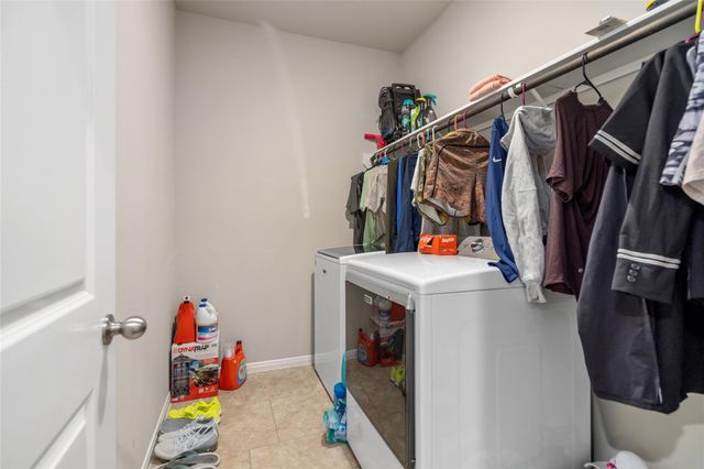 15323 Westland Gate Drive, Conroe, TX 77384