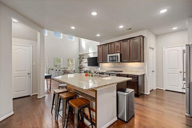 15323 Westland Gate Drive, Conroe, TX 77384