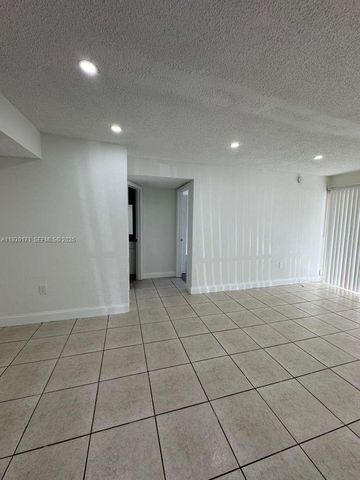 4235 N University Dr 104, Sunrise, FL 33351