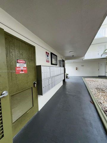 4235 N University Dr 104, Sunrise, FL 33351