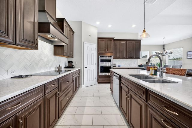12862 CARMELA CIRCLE W, San Antonio, FL 33576