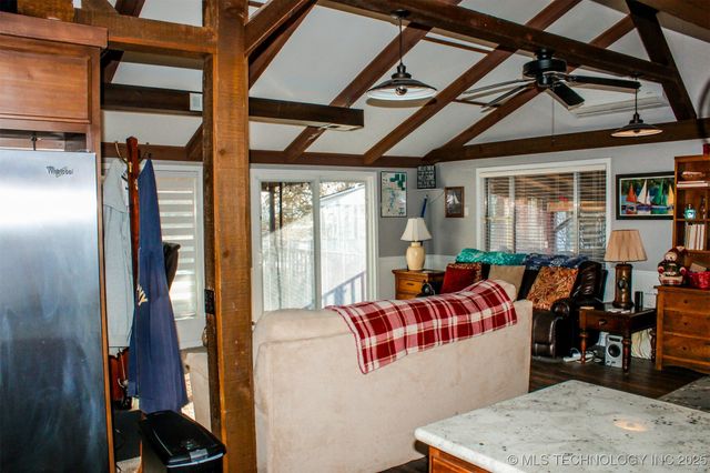 417082 E 1143 Road, Checotah, OK 74426