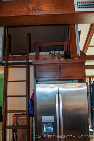 417082 E 1143 Road, Checotah, OK 74426