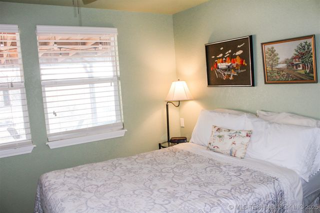 417082 E 1143 Road, Checotah, OK 74426