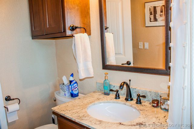 417082 E 1143 Road, Checotah, OK 74426