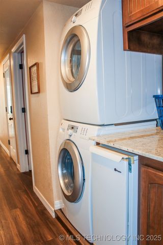 417082 E 1143 Road, Checotah, OK 74426