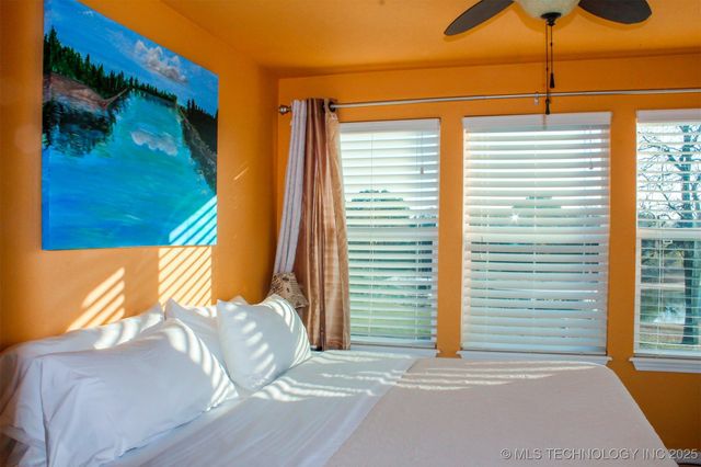 417082 E 1143 Road, Checotah, OK 74426