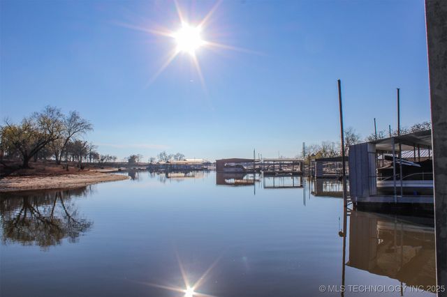 417082 E 1143 Road, Checotah, OK 74426