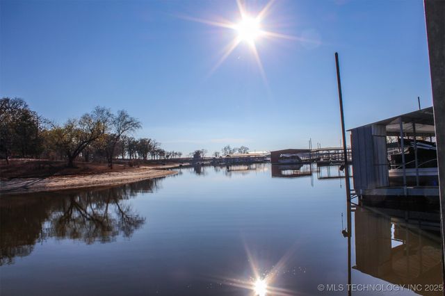 417082 E 1143 Road, Checotah, OK 74426