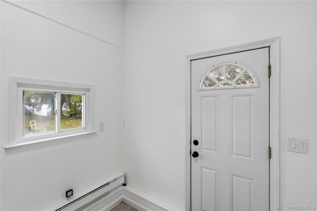 77 Winchester Drive, Lindenhurst, NY 11757