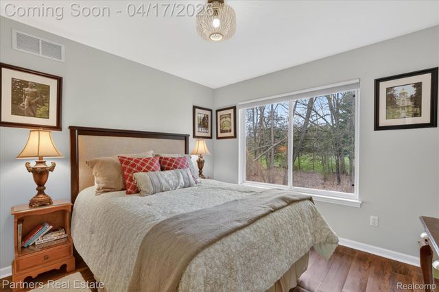 112 Summer Shade Drive, Marion Township, MI 48843