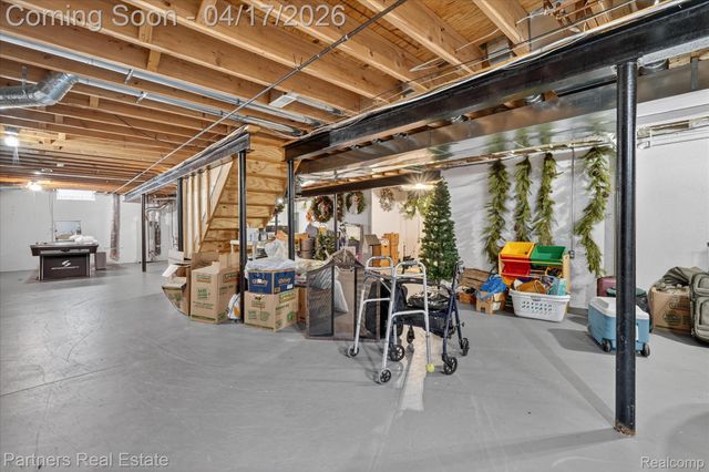 112 Summer Shade Drive, Marion Township, MI 48843