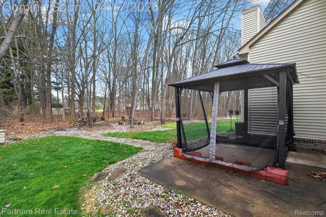 112 Summer Shade Drive, Marion Township, MI 48843