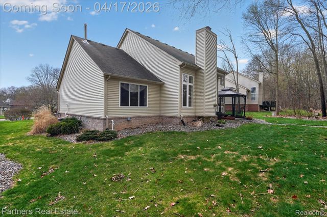 112 Summer Shade Drive, Marion Township, MI 48843