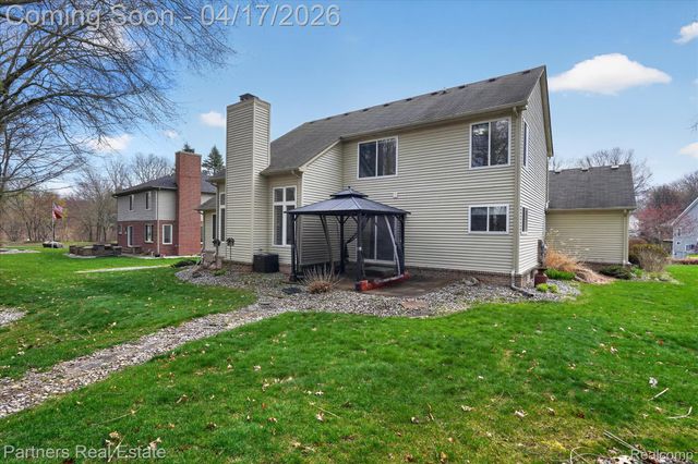 112 Summer Shade Drive, Marion Township, MI 48843
