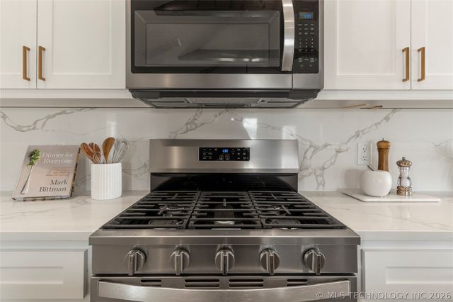 16185 S 89th Avenue E, Bixby, OK 74008