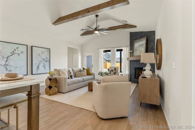 16185 S 89th Avenue E, Bixby, OK 74008