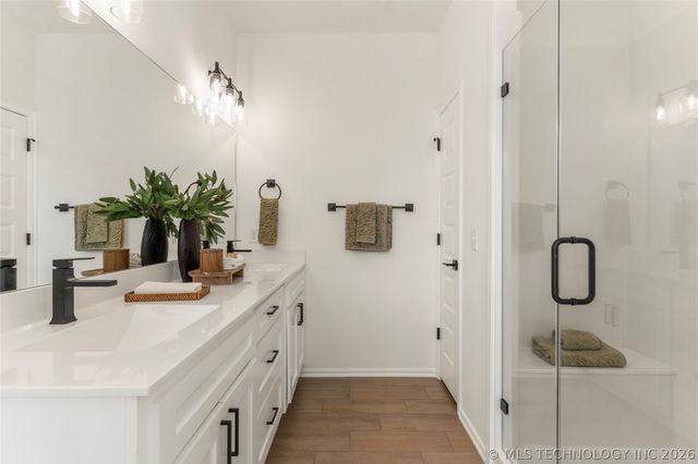 16185 S 89th Avenue E, Bixby, OK 74008