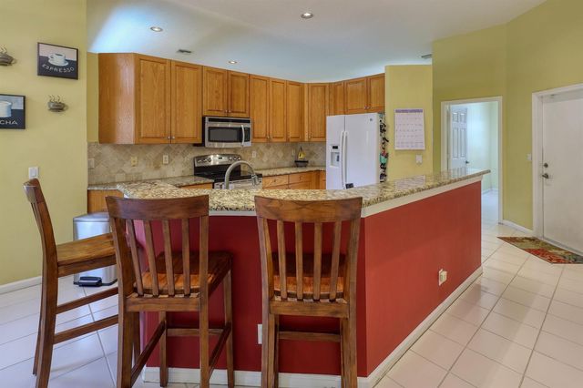 10303 NW 54th Place, Coral Springs, FL 33076