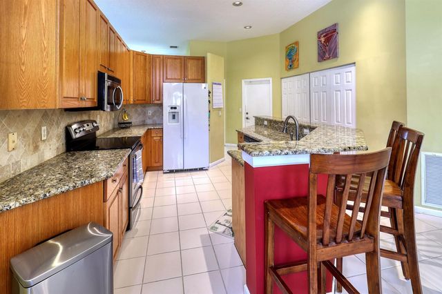 10303 NW 54th Place, Coral Springs, FL 33076