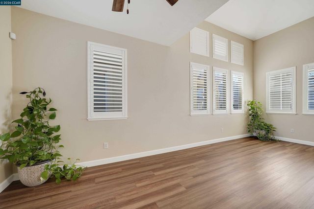 738 Marsh Pl, Fairfield, CA 94533