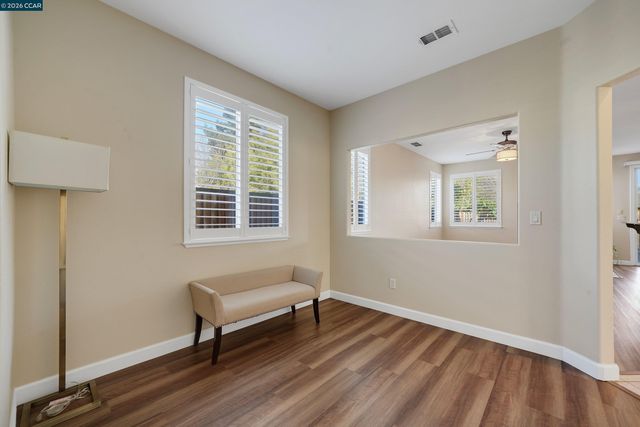 738 Marsh Pl, Fairfield, CA 94533