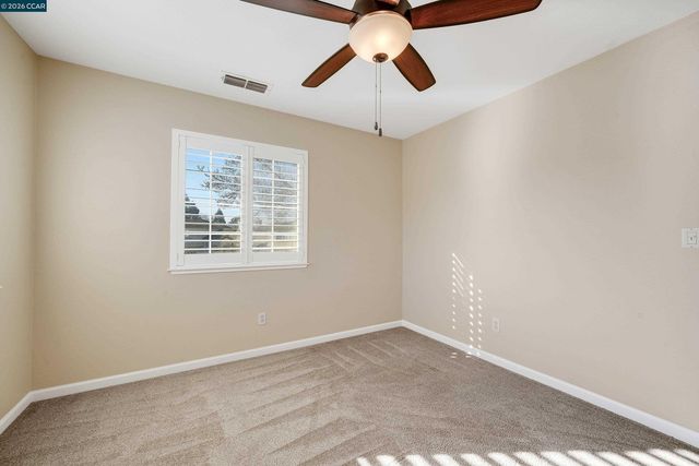 738 Marsh Pl, Fairfield, CA 94533