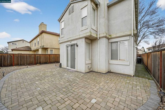 738 Marsh Pl, Fairfield, CA 94533