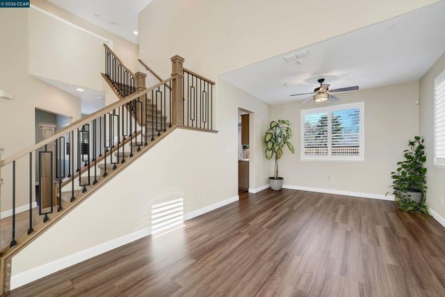 738 Marsh Pl, Fairfield, CA 94533