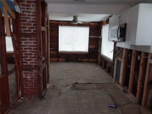 14117 PALM STREET, Madeira Beach, FL 33708