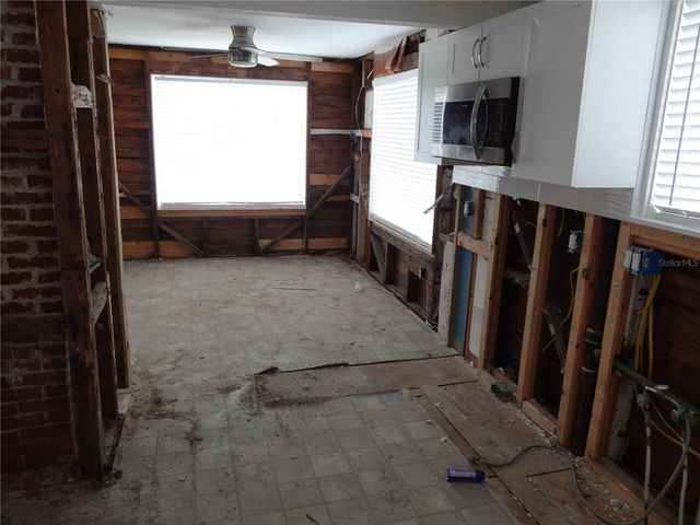 14117 PALM STREET, Madeira Beach, FL 33708