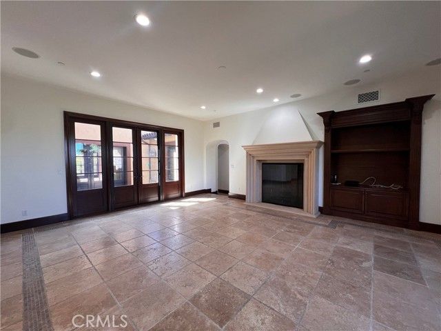 21 Jewel Flower, Irvine, CA 92603