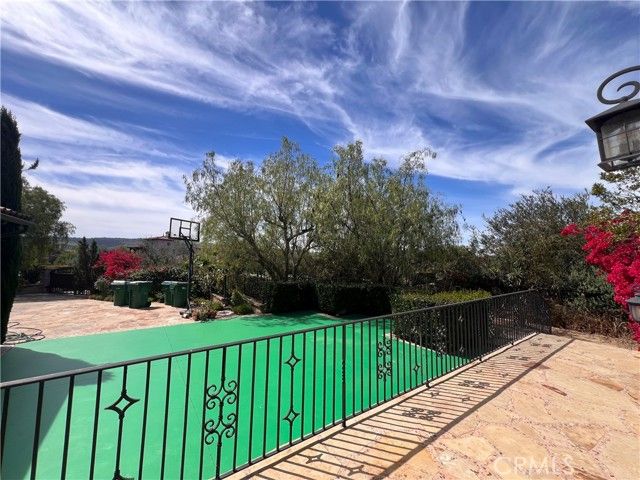 21 Jewel Flower, Irvine, CA 92603