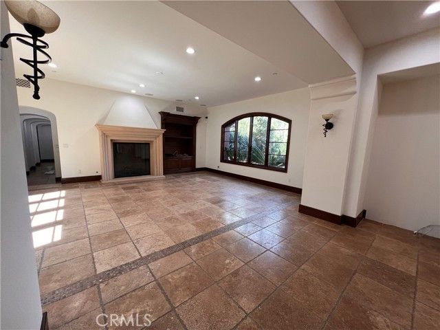 21 Jewel Flower, Irvine, CA 92603