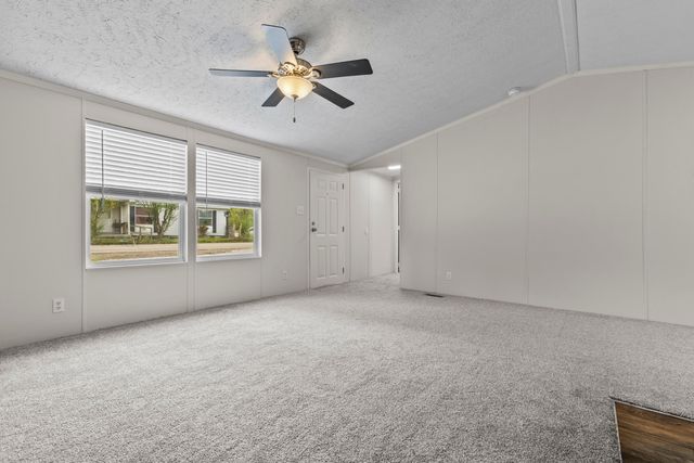 1074 Jones Road, Clay City, KY 40312