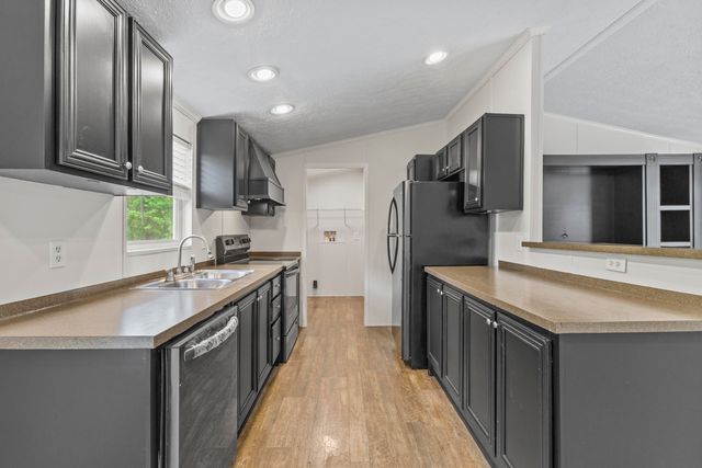 1074 Jones Road, Clay City, KY 40312